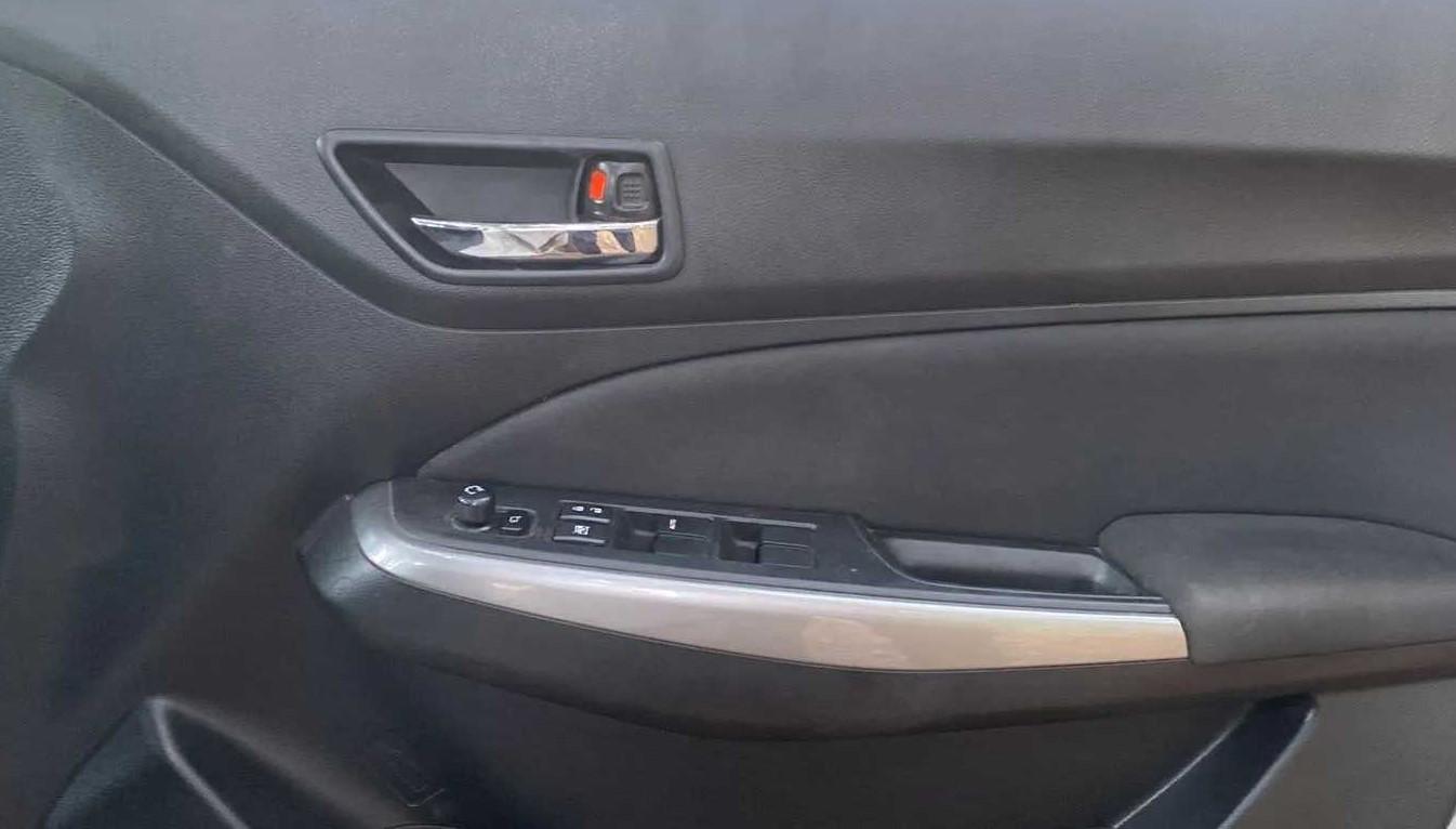 2019 Maruti Swift ZDI PLUS AMT, Diesel, Automatic, 78,935 km, Driver Side Door Panels Control