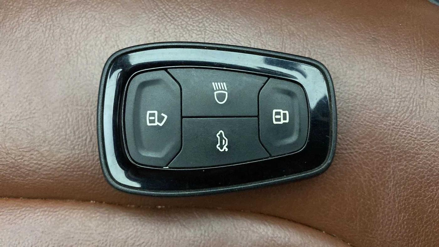 2019 Tata Harrier XT 2.0L KRYOTEC, Diesel, Manual, 75,214 km, Key Close Up
