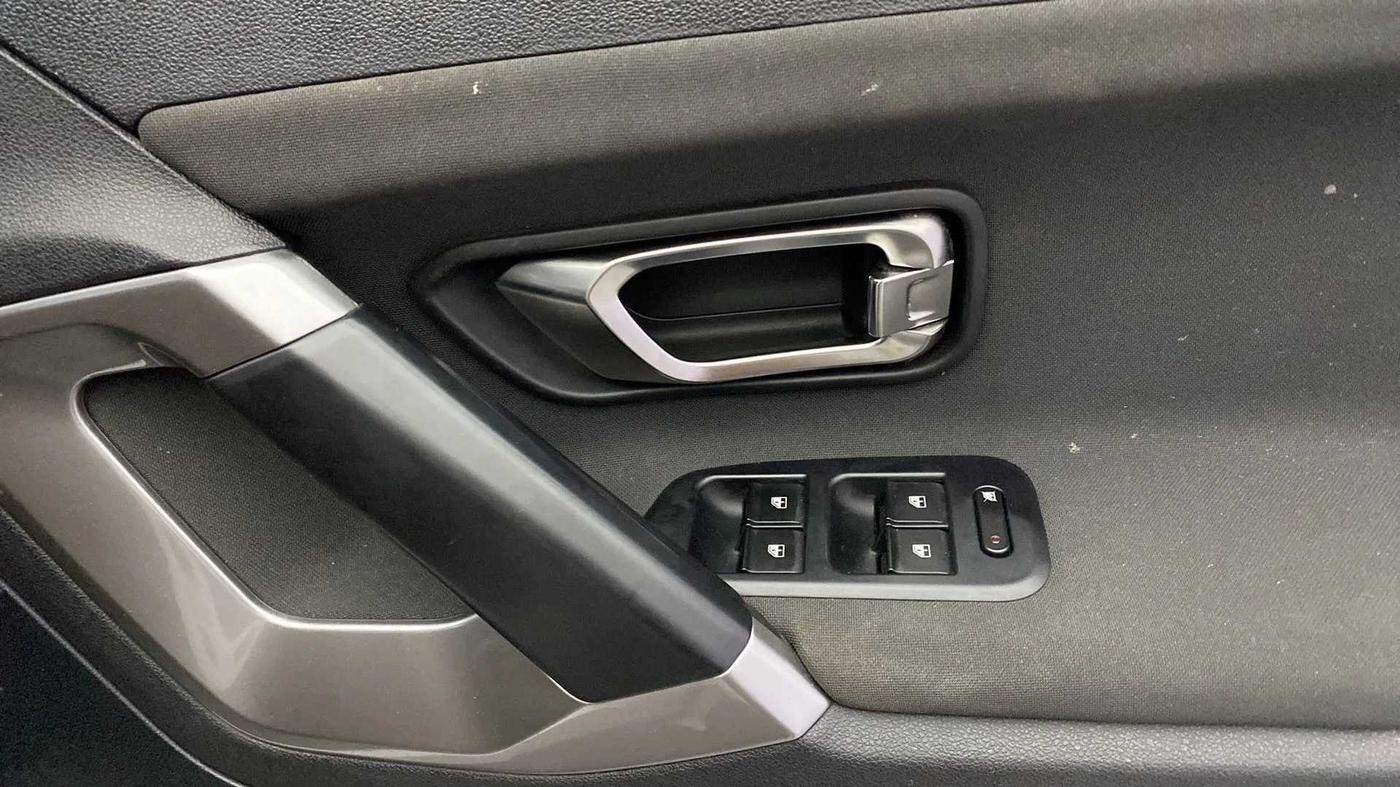 2019 Tata Harrier XT 2.0L KRYOTEC, Diesel, Manual, 75,214 km, Driver Side Door Panels Control
