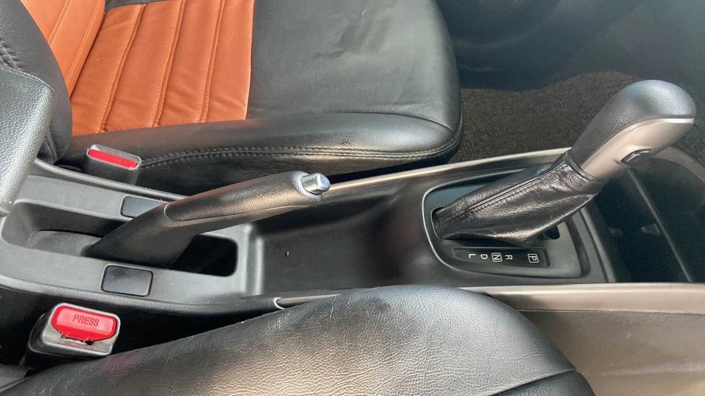 2019 Toyota Glanza V CVT, Petrol, Automatic, 86,125 km, Gear Lever