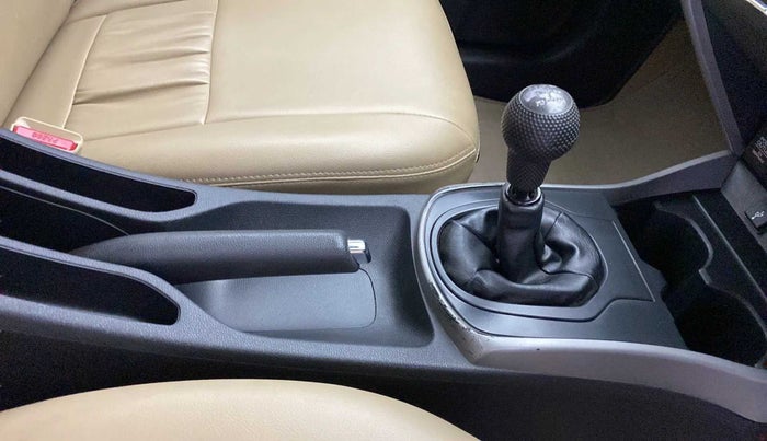 2017 Honda City 1.5L I-VTEC V MT, Petrol, Manual, 34,327 km, Gear Lever
