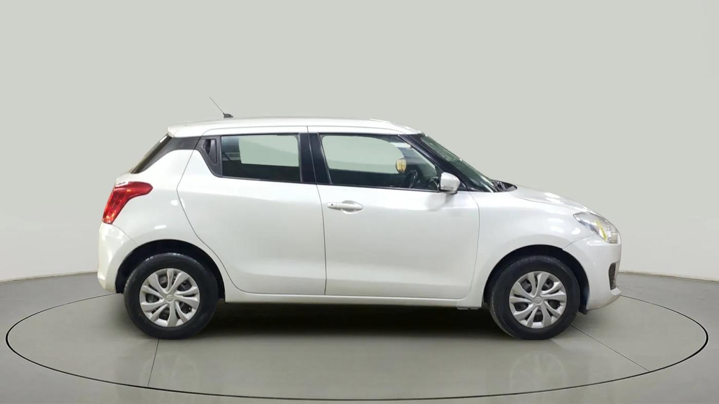 2018 Maruti Swift VXI, Petrol, Manual, 66,383 km, Right Side View