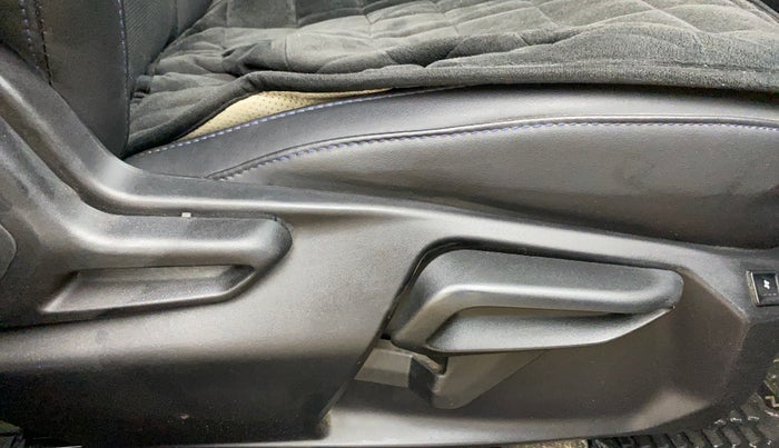 2024 Tata NEXON Fearless Plus S 1.2 Revotron 7DCA Dark Edition, Petrol, Automatic, 37,551 km, Driver Side Adjustment Panel