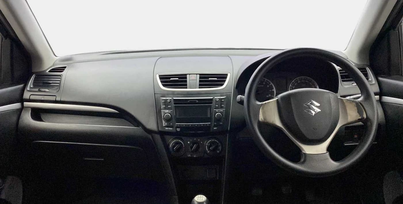 2015 Maruti Swift VXI, Petrol, Manual, 94,402 km, Dashboard