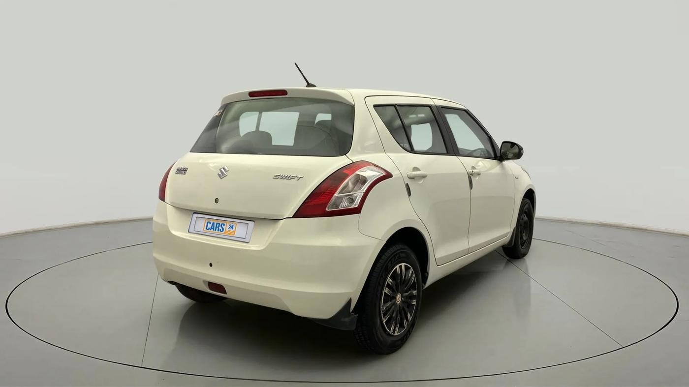 2015 Maruti Swift VXI, Petrol, Manual, 94,402 km, Right Back Diagonal