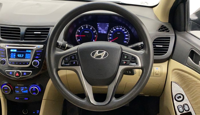 2016 Hyundai Verna FLUIDIC 4S 1.6 VTVT S, Petrol, Manual, 75,233 km, Steering Wheel Close Up