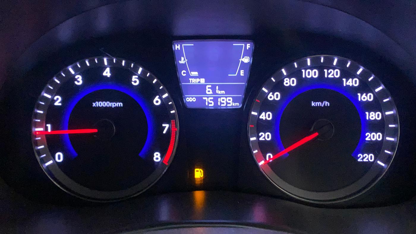 2016 Hyundai Verna FLUIDIC 4S 1.6 VTVT S, Petrol, Manual, 75,233 km, Odometer Image