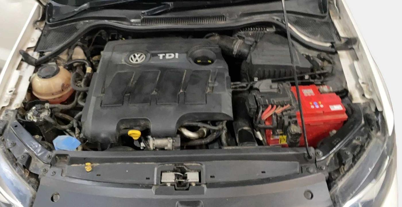 2018 Volkswagen Vento HIGHLINE 1.5 AT, Diesel, Automatic, 80,274 km, Open Bonet