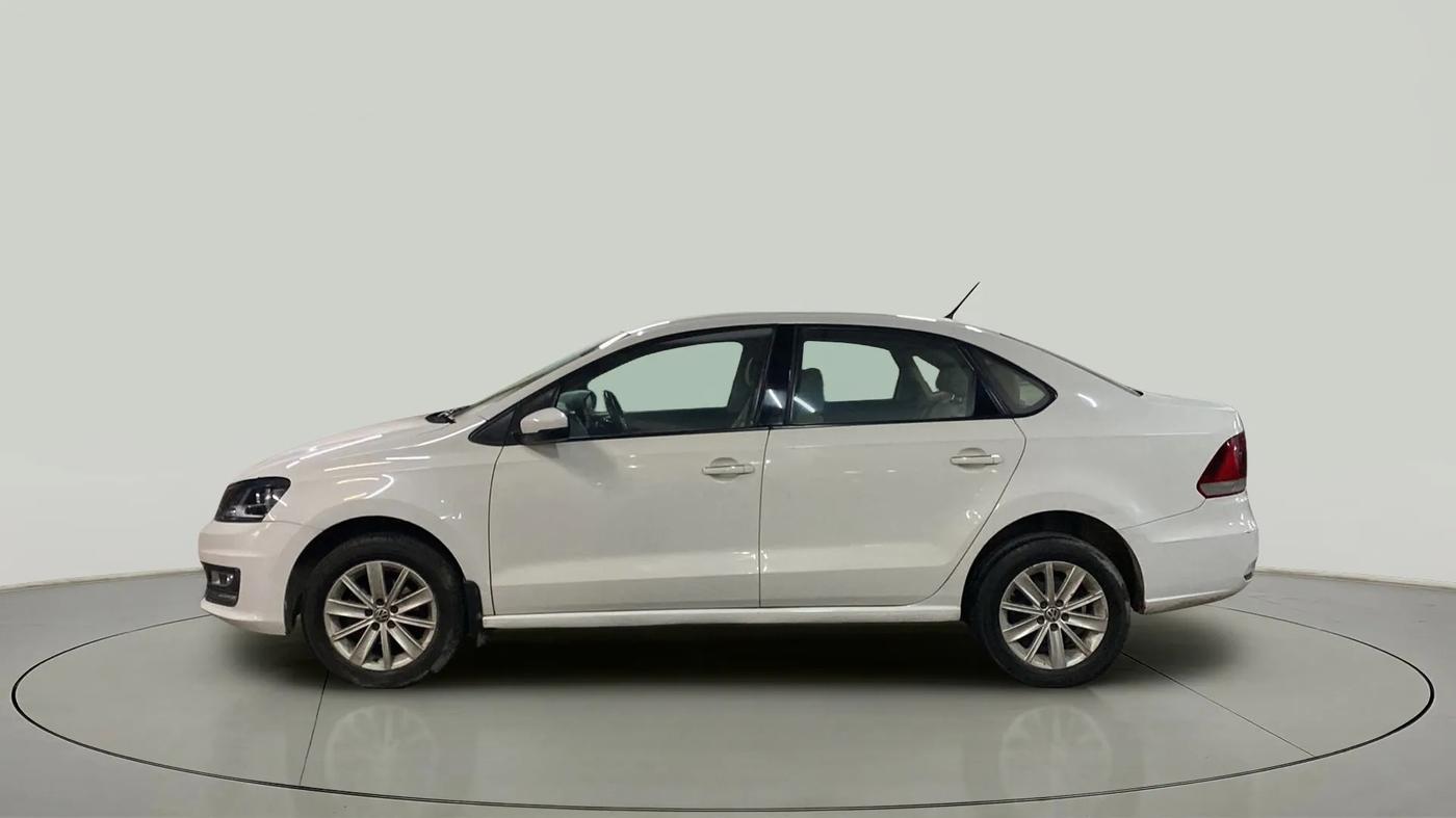2018 Volkswagen Vento HIGHLINE 1.5 AT, Diesel, Automatic, 80,274 km, Left Side