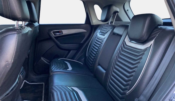 2019 Maruti Vitara Brezza ZDI PLUS AMT, Diesel, Automatic, 66,373 km, Right Side Rear Door Cabin
