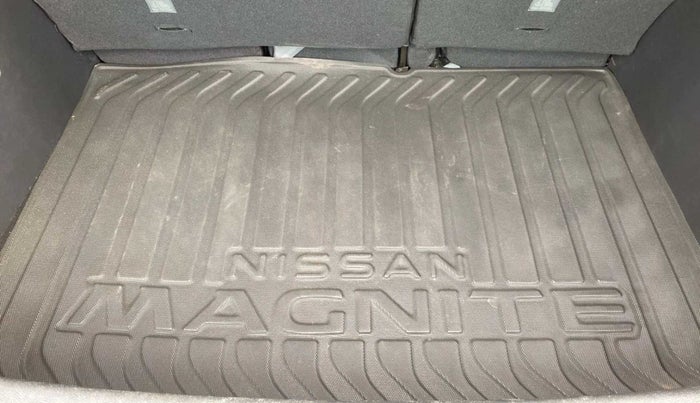 2022 Nissan MAGNITE XV TURBO CVT, Petrol, Automatic, 16,110 km, Boot Inside