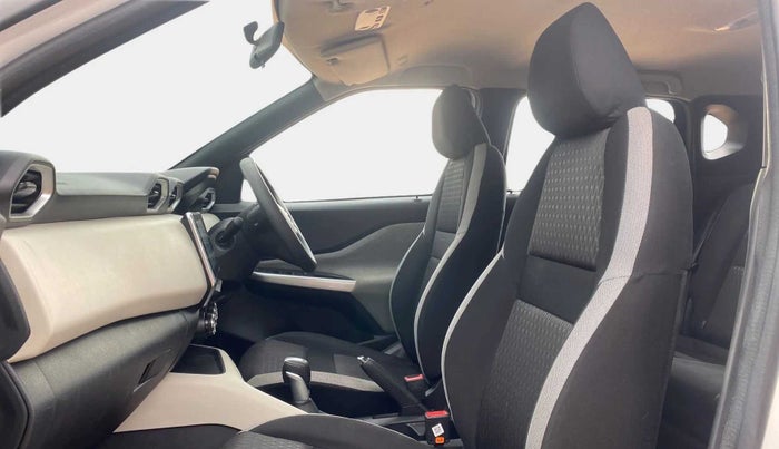 2022 Nissan MAGNITE XV TURBO CVT, Petrol, Automatic, 16,110 km, Right Side Front Door Cabin