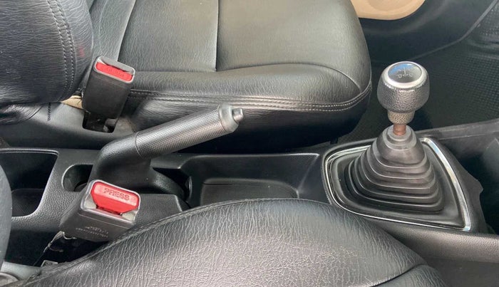 2018 Honda Amaze 1.2L I-VTEC V, Petrol, Manual, 63,148 km, Gear Lever