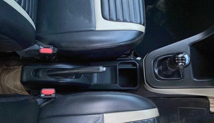 2019 Maruti New Wagon-R ZXI 1.2, Petrol, Manual, 98,626 km, Gear Lever