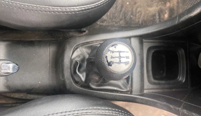 2017 Maruti Swift ZXI, Petrol, Manual, 47,427 km, Gear Lever