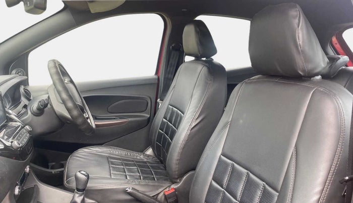 2020 Ford FREESTYLE TITANIUM PLUS 1.2 PETROL, Petrol, Manual, 25,988 km, Right Side Front Door Cabin