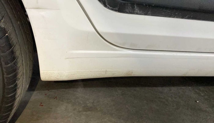 2018 Hyundai Elite i20 ASTA 1.4 CRDI (O), Diesel, Manual, 93,827 km, Right running board - Minor scratches