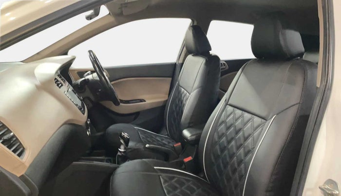 2018 Hyundai Elite i20 ASTA 1.4 CRDI (O), Diesel, Manual, 93,827 km, Right Side Front Door Cabin
