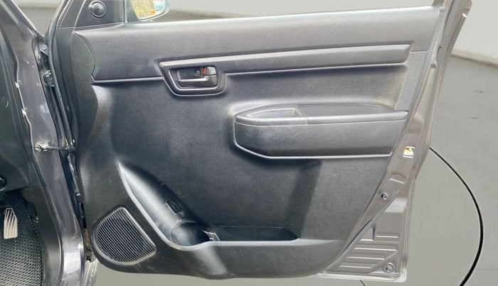 2019 Maruti S PRESSO VXI PLUS AMT, Petrol, Automatic, 47,663 km, Driver Side Door Panels Control