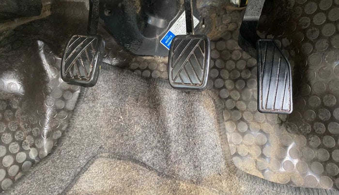 2017 Maruti Celerio VXI CNG, CNG, Manual, 61,315 km, Pedals