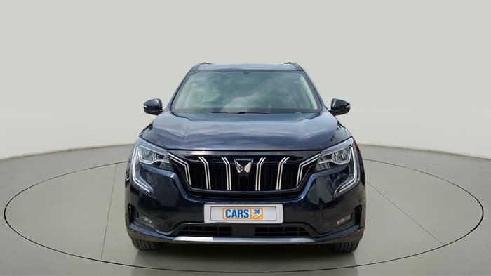2022 Mahindra XUV700 AX 5 P MT 5 STR, Petrol, Manual, 26,876 km, Front