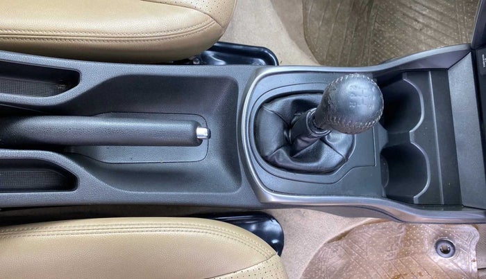 2015 Honda City 1.5L I-VTEC VX (O) MT, Petrol, Manual, 64,260 km, Gear Lever