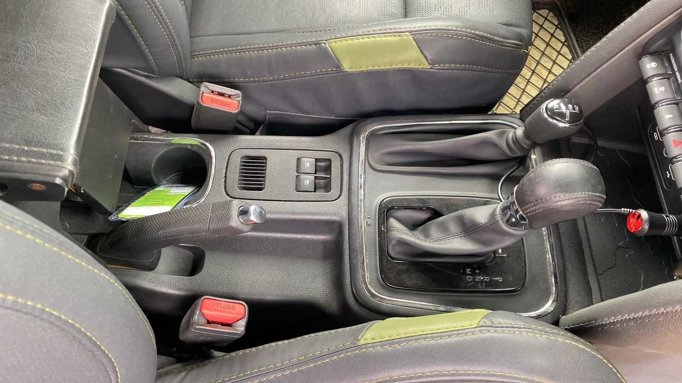 2021 Mahindra Thar LX  P 4WD AT CONVERTIBLE, Petrol, Automatic, 36,469 km, Gear Lever