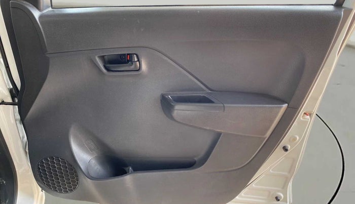 2023 Maruti Alto K10 VXI, Petrol, Manual, 13,369 km, Driver Side Door Panels Control