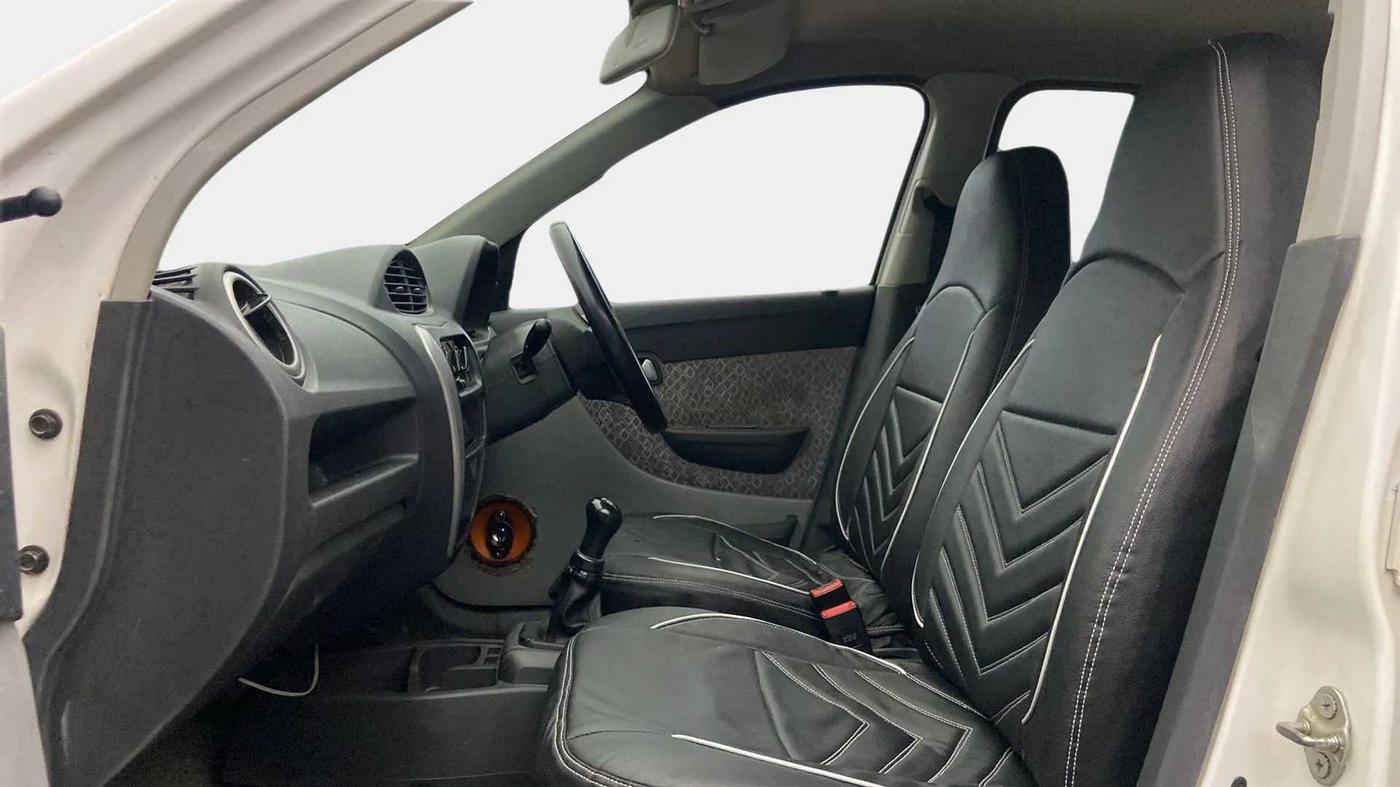 2018 Maruti Alto 800 LXI, Petrol, Manual, 68,182 km, Right Side Front Door Cabin