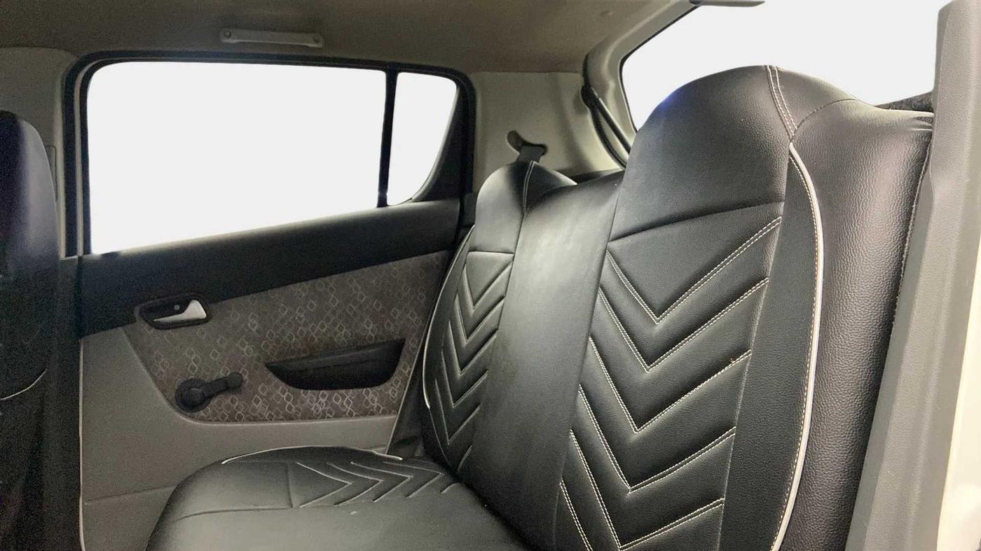 2018 Maruti Alto 800 LXI, Petrol, Manual, 68,182 km, Right Side Rear Door Cabin