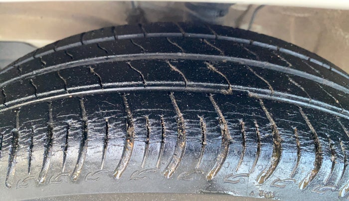 2019 Maruti S PRESSO VXI+, Petrol, Manual, 52,769 km, Left Front Tyre Tread