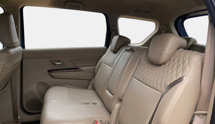 2019 Maruti Ertiga ZXI+ SHVS, Petrol, Manual, 31,193 km, Right Side Rear Door Cabin