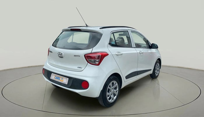 2017 Hyundai Grand i10 SPORTZ (O) 1.2 KAPPA VTVT, Petrol, Manual, 50,484 km, Right Back Diagonal