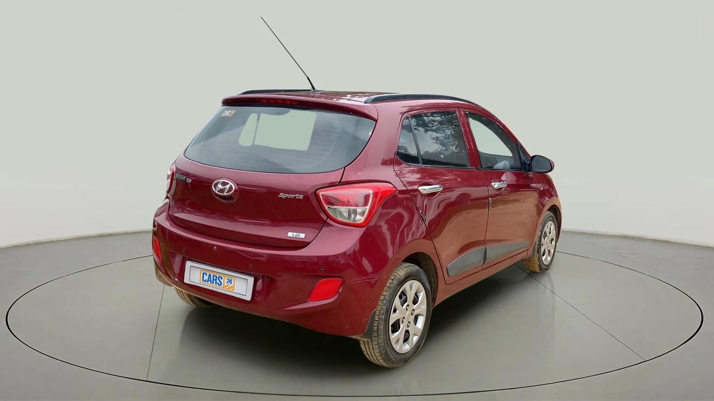 2016 Hyundai Grand i10 SPORTZ 1.2 KAPPA VTVT, Petrol, Manual, 34,930 km, Right Back Diagonal