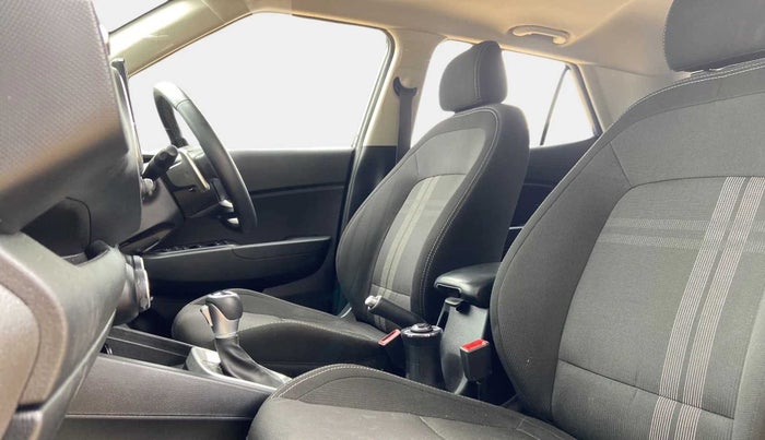 2021 Hyundai VENUE SX PLUS 1.0 TURBO DCT, Petrol, Automatic, 32,513 km, Right Side Front Door Cabin