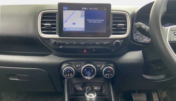 2021 Hyundai VENUE SX PLUS 1.0 TURBO DCT, Petrol, Automatic, 32,513 km, Air Conditioner