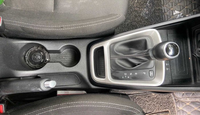 2021 Hyundai VENUE SX PLUS 1.0 TURBO DCT, Petrol, Automatic, 32,513 km, Gear Lever