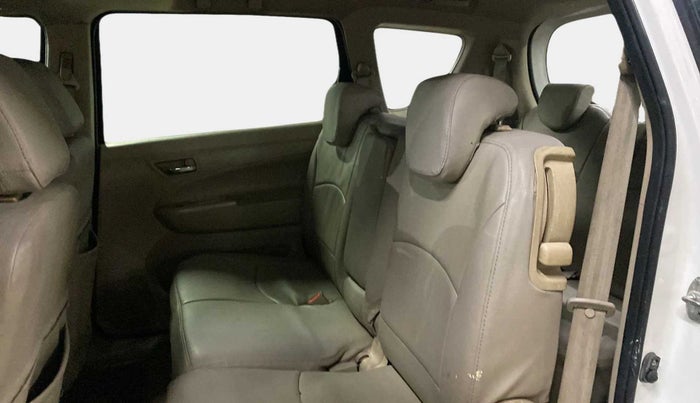 2015 Maruti Ertiga VXI, Petrol, Manual, 65,478 km, Right Side Rear Door Cabin