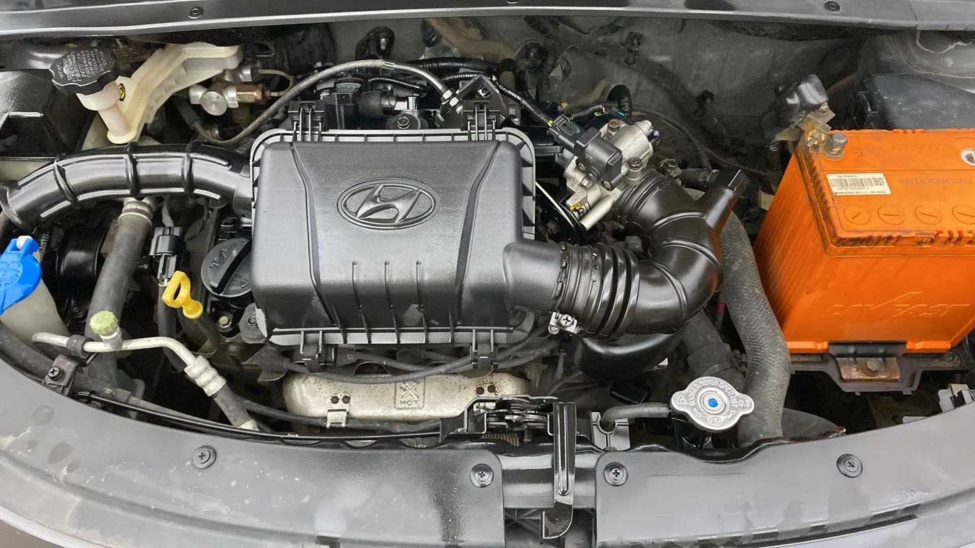 2014 Hyundai i10 MAGNA 1.1, Petrol, Manual, 30,531 km, Open Bonet