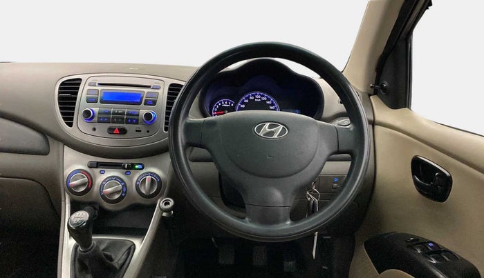 2014 Hyundai i10 MAGNA 1.1, Petrol, Manual, 30,531 km, Steering Wheel Close Up