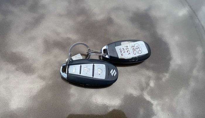 2016 Maruti Ciaz ZXI+, Petrol, Manual, 52,171 km, Lock system - Keyless sensor not working
