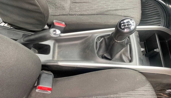 2015 Maruti Baleno DELTA PETROL 1.2, Petrol, Manual, 34,170 km, Gear Lever