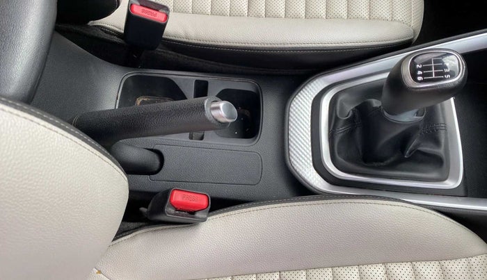 2020 KIA SONET HTX PLUS 1.5, Diesel, Manual, 47,663 km, Gear Lever