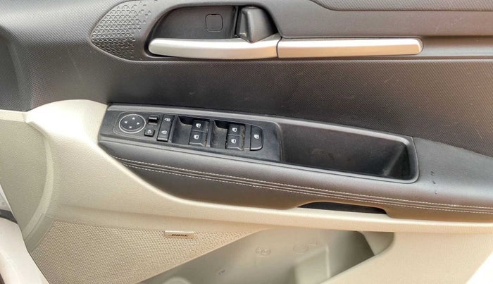 2020 KIA SONET HTX PLUS 1.5, Diesel, Manual, 47,663 km, Driver Side Door Panels Control
