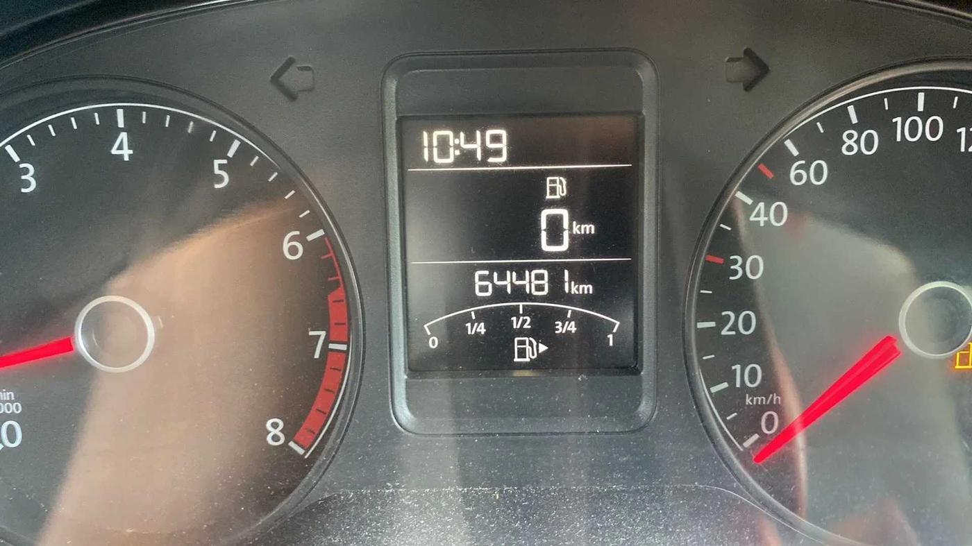 2016 Volkswagen Polo COMFORTLINE 1.2L, Petrol, Manual, 64,708 km, Odometer Image