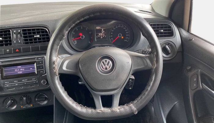 2016 Volkswagen Polo COMFORTLINE 1.2L, Petrol, Manual, 64,708 km, Steering Wheel Close Up