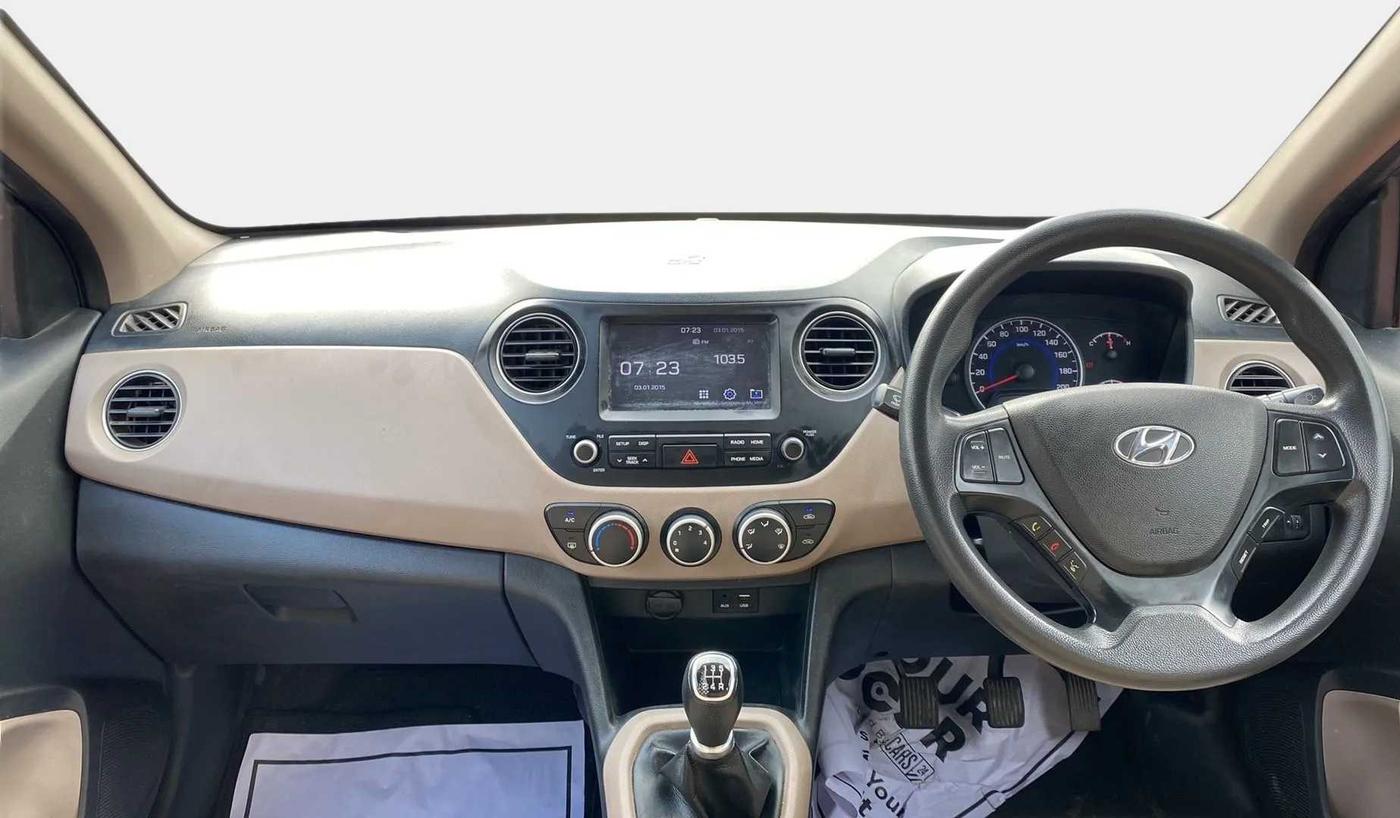 2018 Hyundai Grand i10 SPORTZ 1.2 KAPPA VTVT, Petrol, Manual, 63,049 km, Dashboard