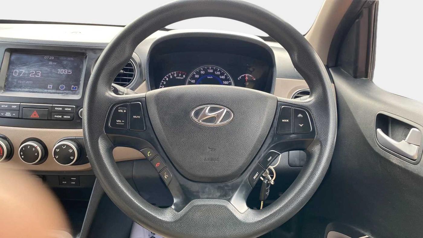 2018 Hyundai Grand i10 SPORTZ 1.2 KAPPA VTVT, Petrol, Manual, 63,049 km, Steering Wheel Close Up