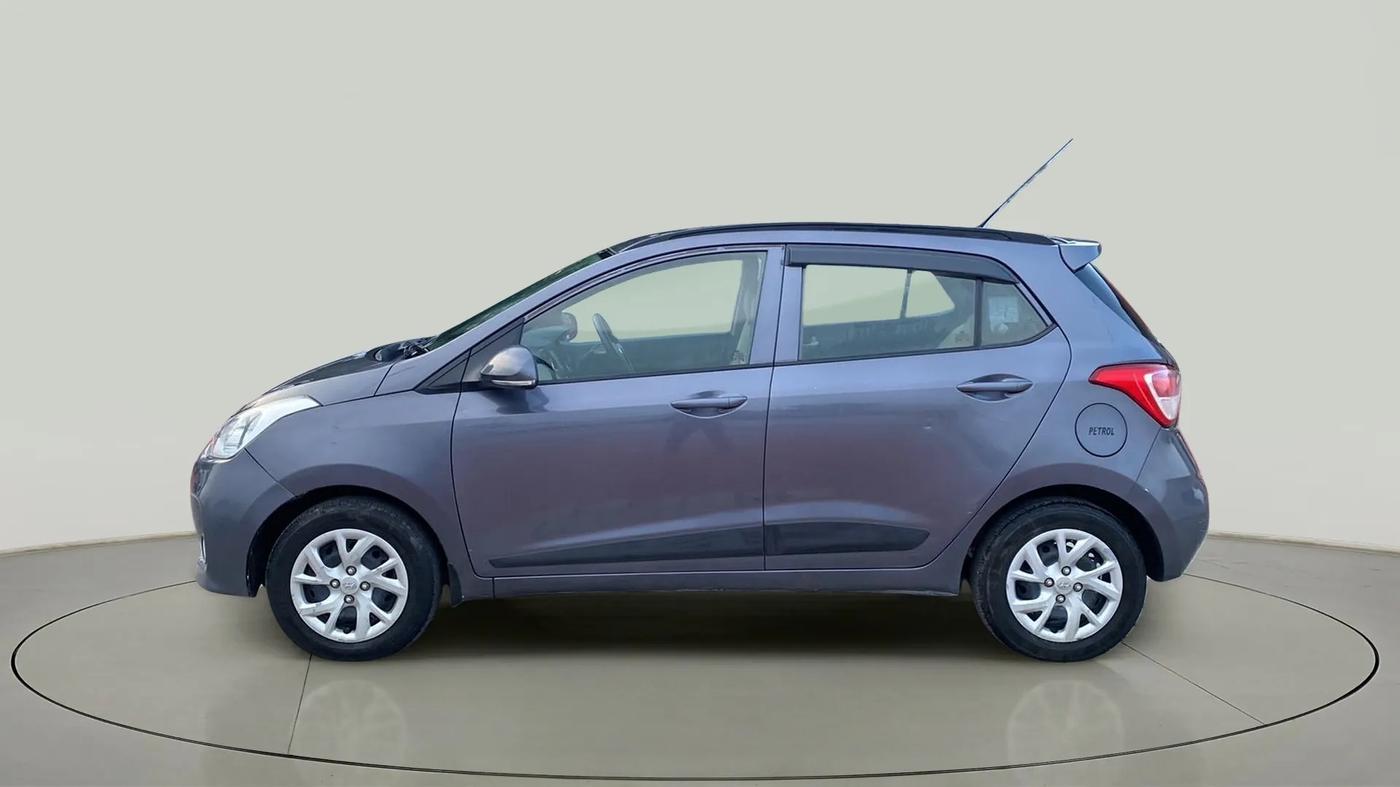 2018 Hyundai Grand i10 SPORTZ 1.2 KAPPA VTVT, Petrol, Manual, 63,049 km, Left Side