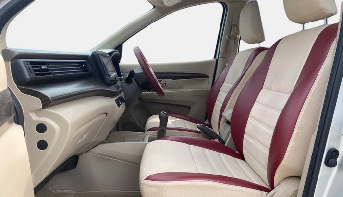 2021 Maruti Ertiga ZXI+ SHVS, Petrol, Manual, 26,631 km, Right Side Front Door Cabin